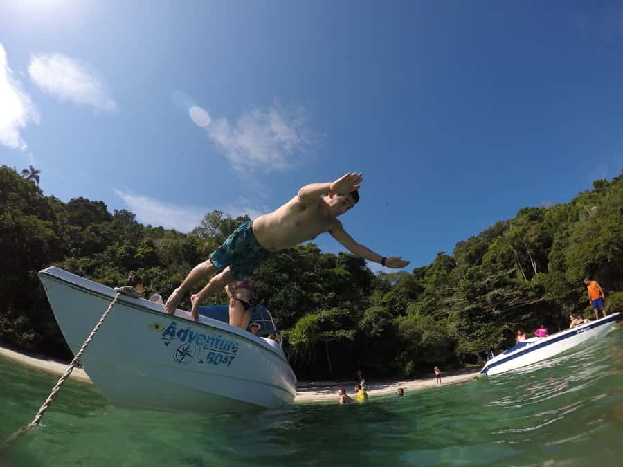 Angra dos Reis and Ilha Grande: Small-Group Fast-Boat Tour - Japariz Beach and the lunch question