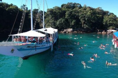 Angra dos Reis Boat Tour with Lunch