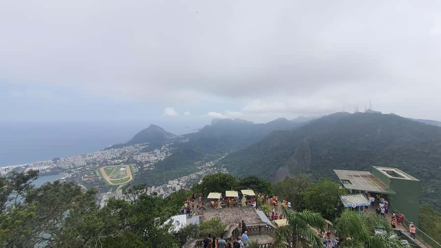 AVenturismo Christ Redeemer - Why Parque Lage belongs in the same outing