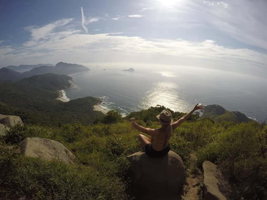 Discover Pedra do Telégrafo: Scenic Hike with Expert Guide - Who should book this Rio hike?
