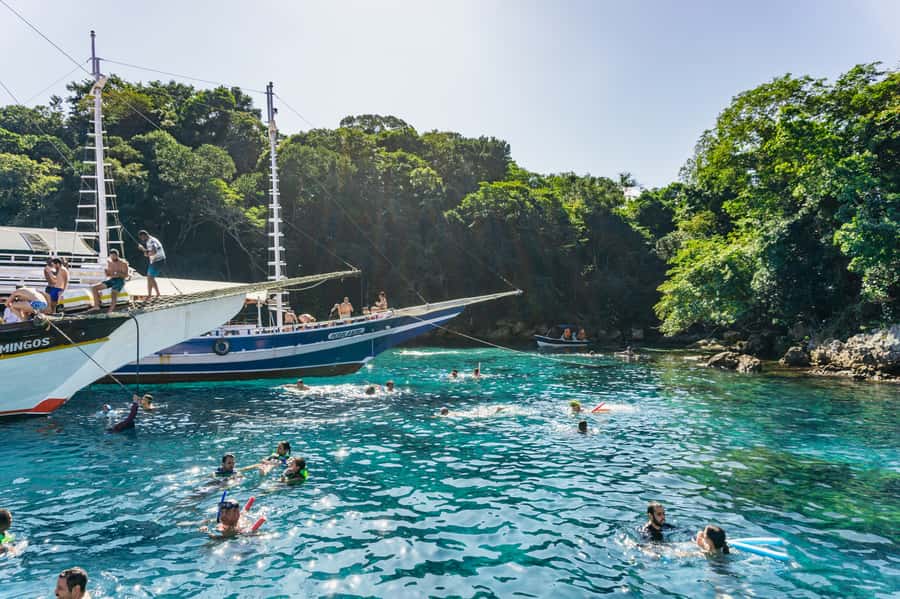 From Rio de Janeiro: Angra dos Reis Boat Trip with Lunch - What to bring and what to leave behind
