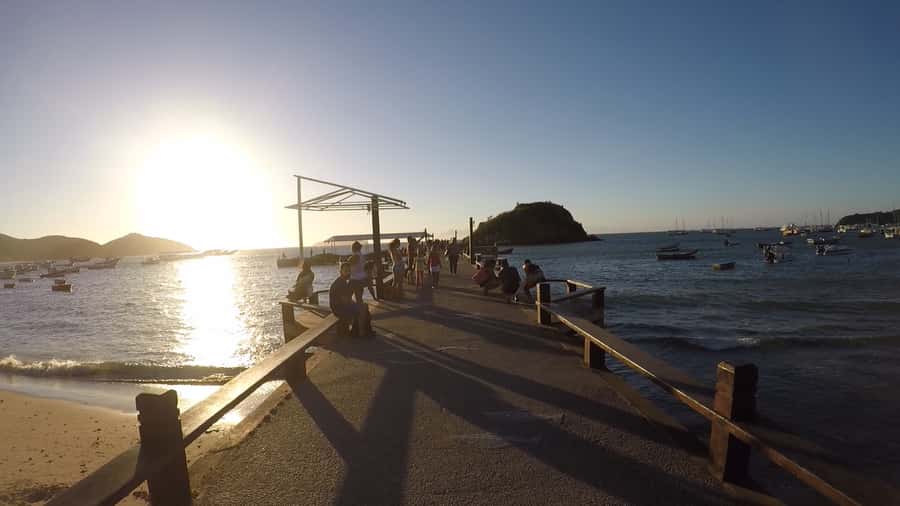 From Rio de Janeiro: Búzios Full-Day Boat Tour - Guide language and communication