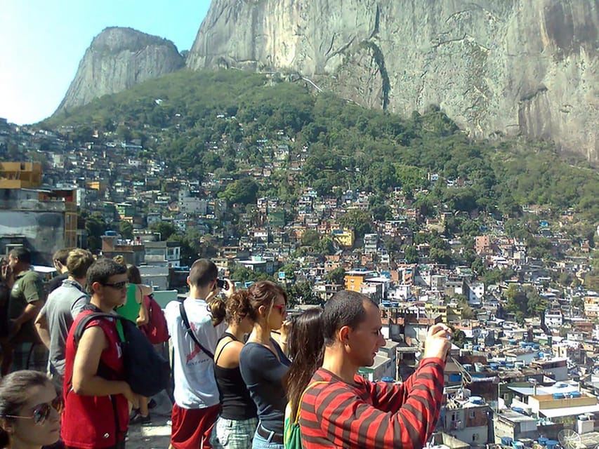 Guided Excursion: Get to Know Rocinha - Walking through colorful alleys