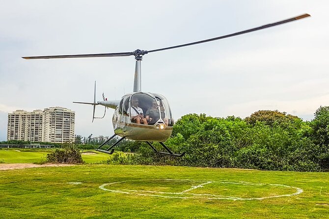 Helicopter tour in Rio de Janeiro - 25 Minutes - Seeing Rio as a city of mountains, water, and beaches