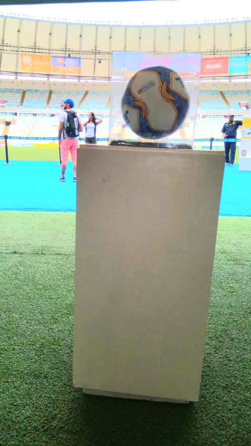 #Maracanã - Entering Maracanã and seeing soccer from inside