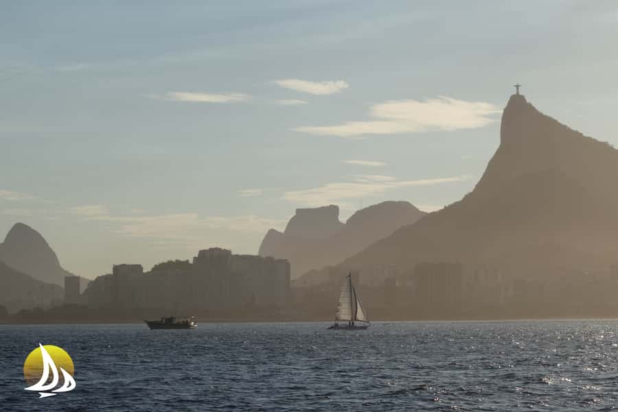 Morning Sailing Tour in Rio - Crew service makes a real difference