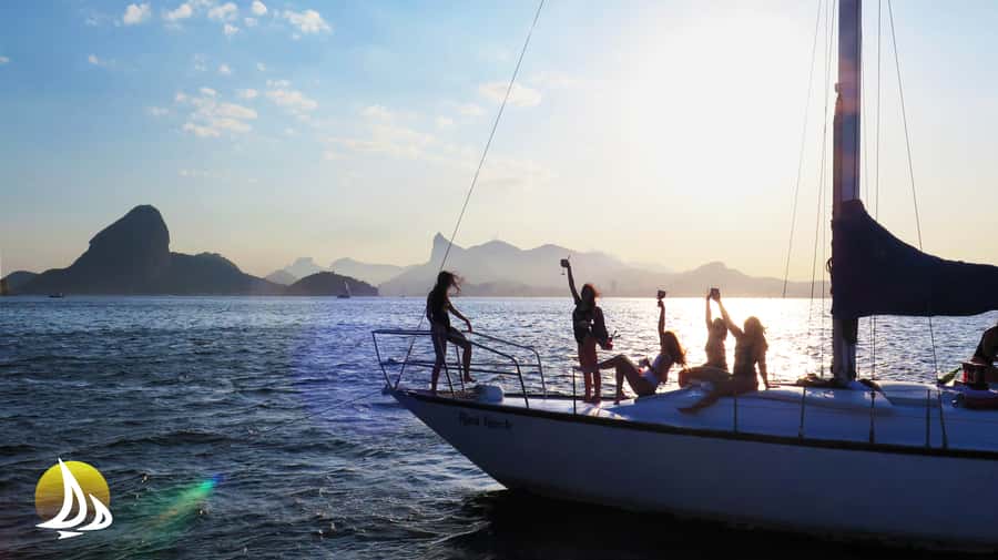 Morning Sailing Tour in Rio - Boa Viagem Island and Niterói’s modern side