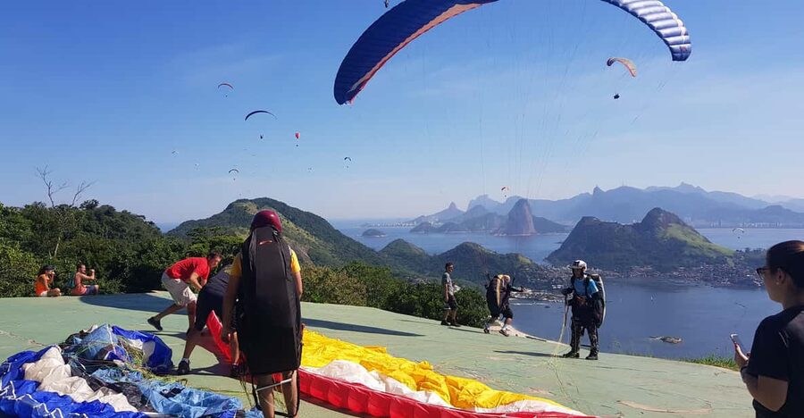 Niterói: Paragliding Experience with GoPro Photos and Video - Is $104 a good value?