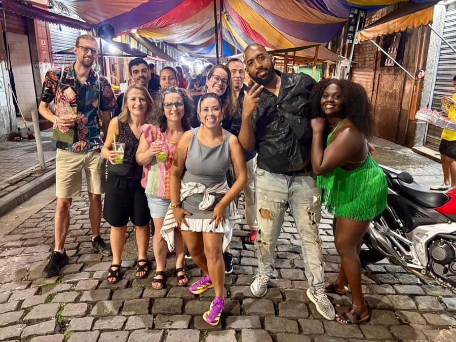 Pedra do Sal: Live Samba Night with Local Guide & Drink - Guides who keep the night manageable