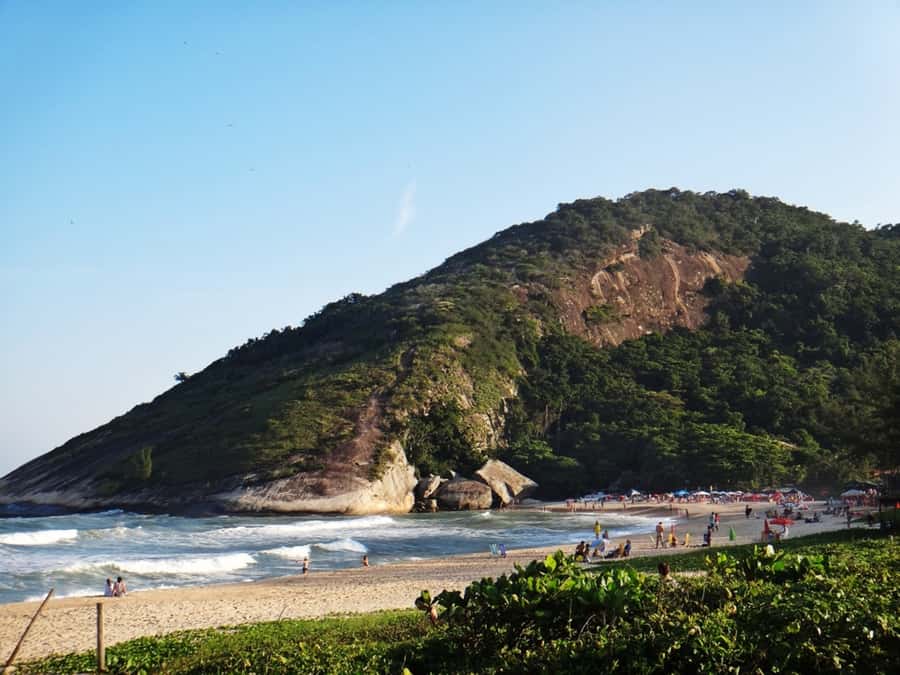 Pedra do Telégrafo Hike and Beach Full-Day Tour - Guides, group pace, and the practical experience