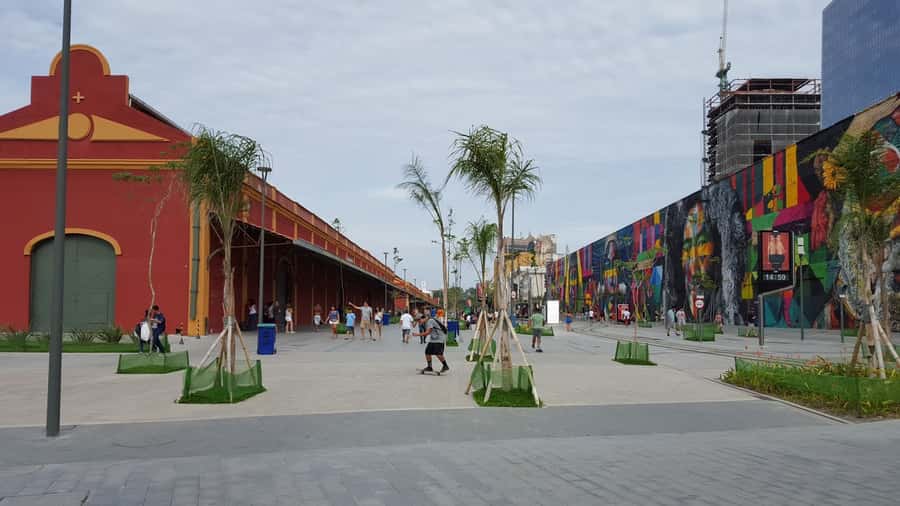 Rio: African Culture Walking Tour - Entering Cidade do Samba
