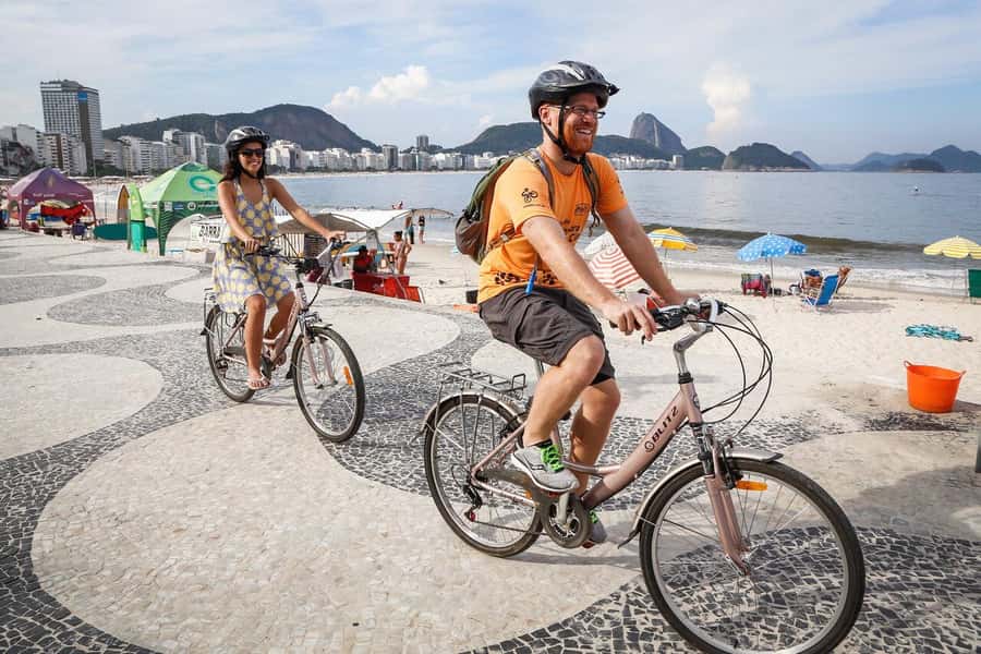 Rio Bike Tour – Discover the Beaches and Lagoon - Turning inland to Rodrigo de Freitas Lagoon