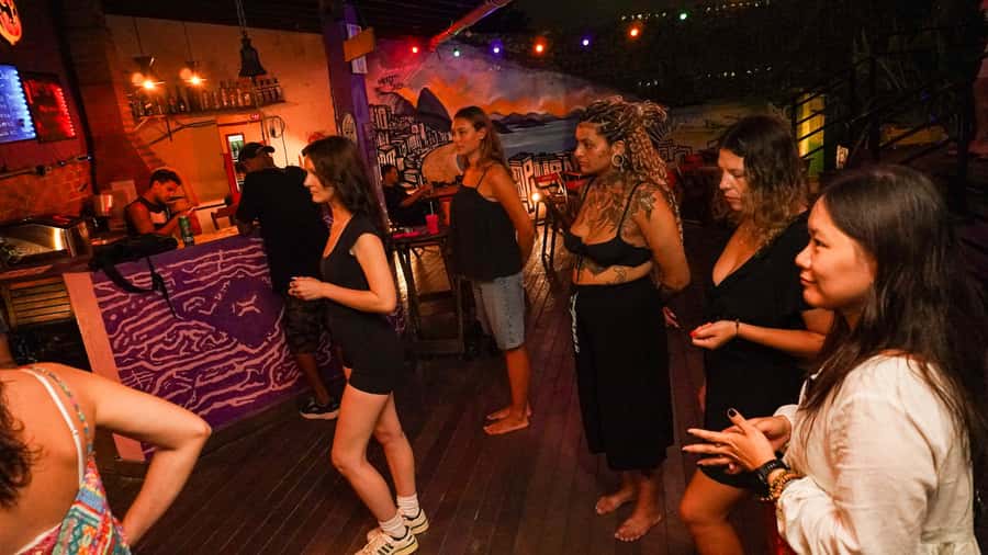 Rio: Caipirinha Workshop and Samba Class - Should you book the Caipirinha Workshop and Samba Class?