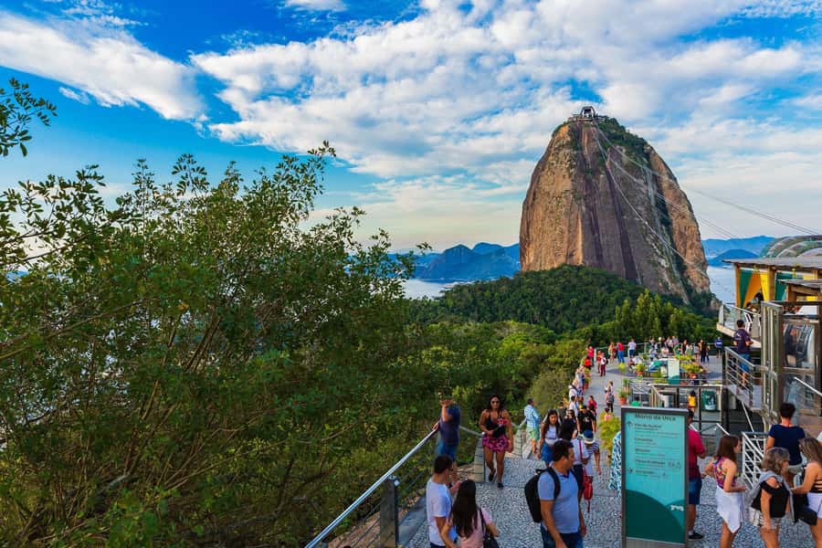 Rio: Christ the Redeemer & Sugarloaf Express Tour - Weather, crowds, and practical preparation
