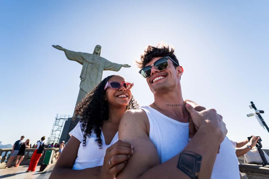 Rio: Christ the Redeemer, Sugarloaf, Selaron & BBQ Lunch - Key points at a glance