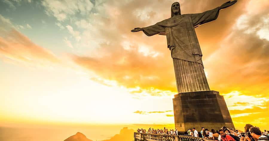 Rio de Janeiro: 6-Stop Highlights of Rio with Lunch - Christ the Redeemer above Tijuca Forest