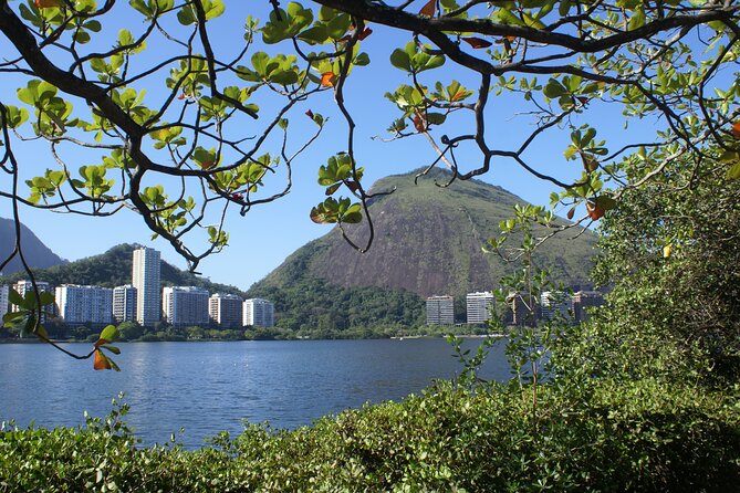 Rio de Janeiro Airport Roundtrip Private Transfer - Who should book this transfer