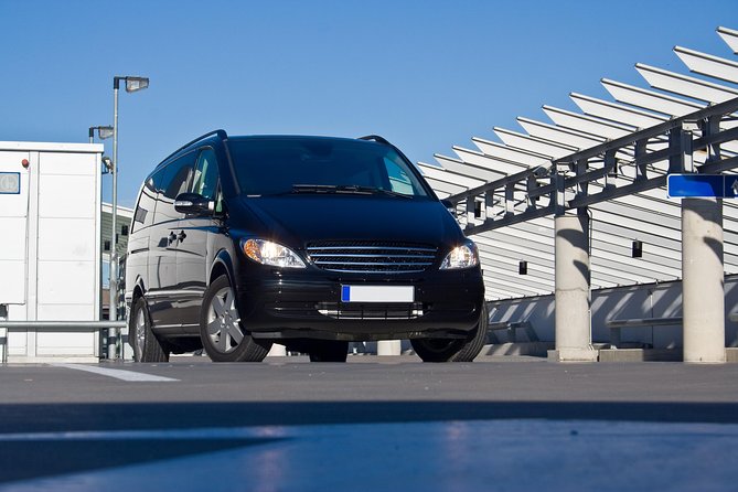 Rio de Janeiro Airport Roundtrip Private Transfer - Vehicle size and luggage: confirm before you fly