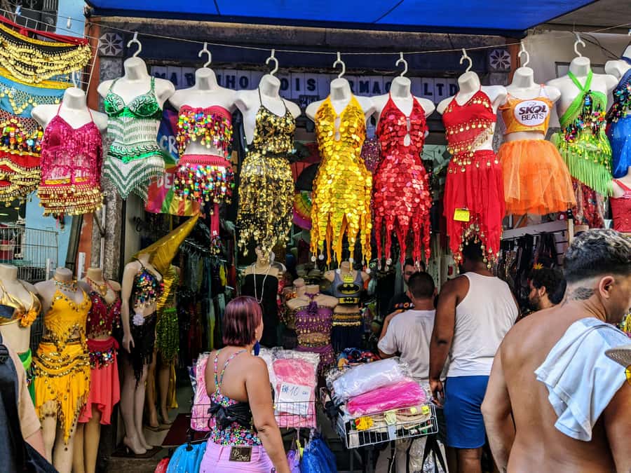 Rio de Janeiro: Be a true Rio's local for a day - Tour - Entering Maracanã’s football world
