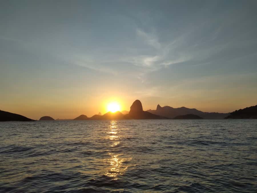 Rio de Janeiro: Boat Tour - Sunset with Beer - The Cagarras Islands and the swimming stops