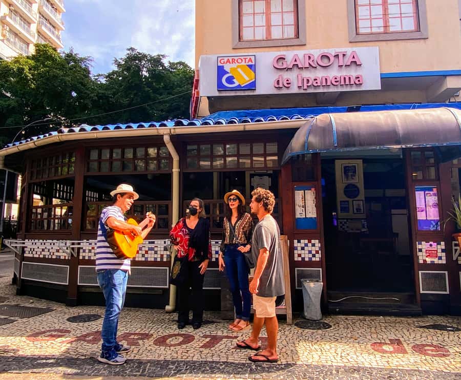 Rio de Janeiro: Bossa Nova Walking Tour with Guide - Garota de Ipanema, Arpoador, and Tom Jobim