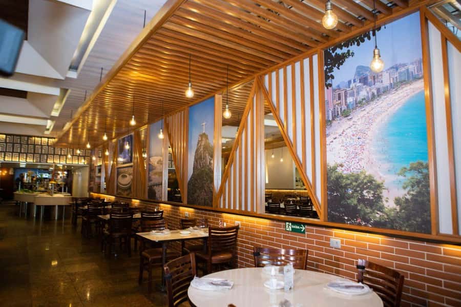 Rio de Janeiro: Brazilian Music at Rio Scenarium with Dinner - Who should book this Rio nightlife experience?