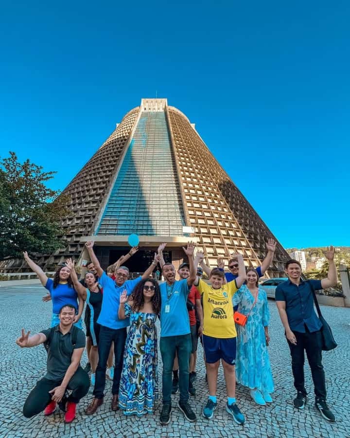 Rio de Janeiro: Christ the Redeemer, Sugarloaf, & City-tour - A one-hour buffet lunch keeps the day moving
