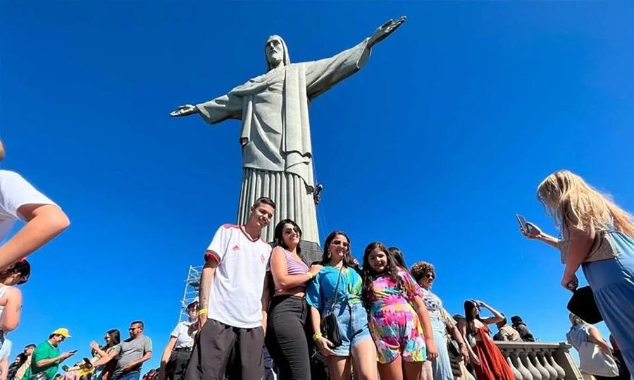 Rio de Janeiro: City Sightseeing Full Day Tour - A shared tour with three languages