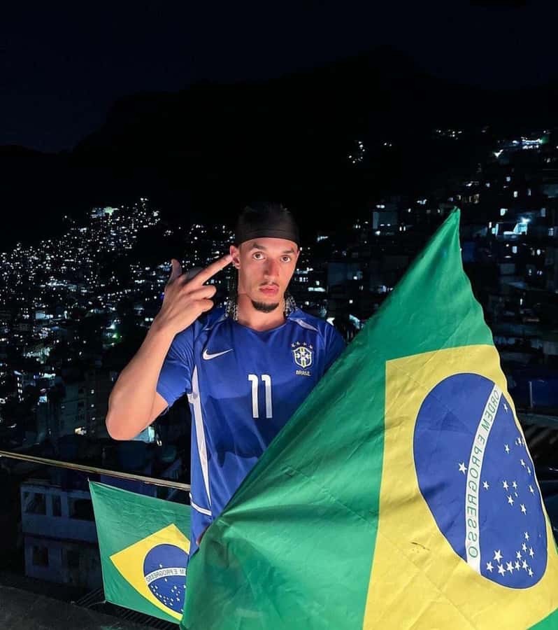 Rio de Janeiro: Favela Jeep Tour to Rocinha and Capoeira - Jeep, van, and the shape of the route