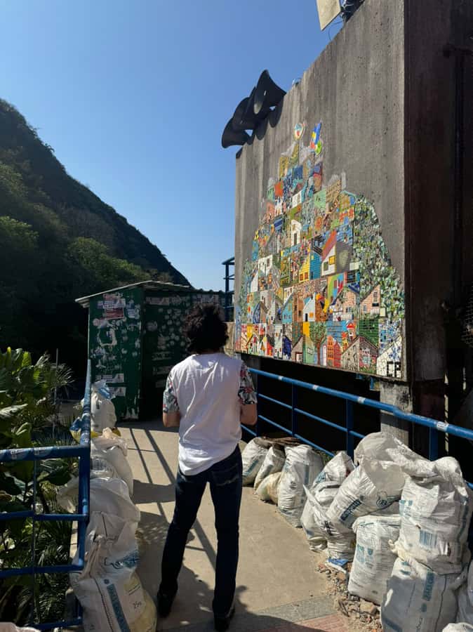 Rio de Janeiro: Favela Santa Marta Top Tour with Local Guide - Michael Jackson Square and Santa Marta’s place in pop culture
