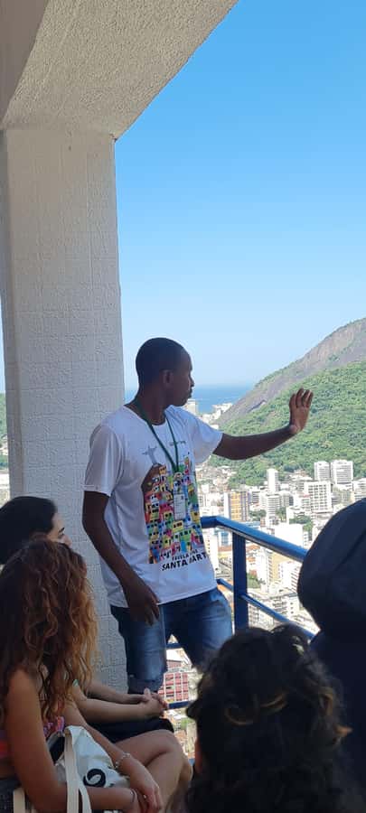 Rio de Janeiro: Favela Santa Marta Tour with Resident Guide - R. da Paciência and the daily fabric of the neighborhood