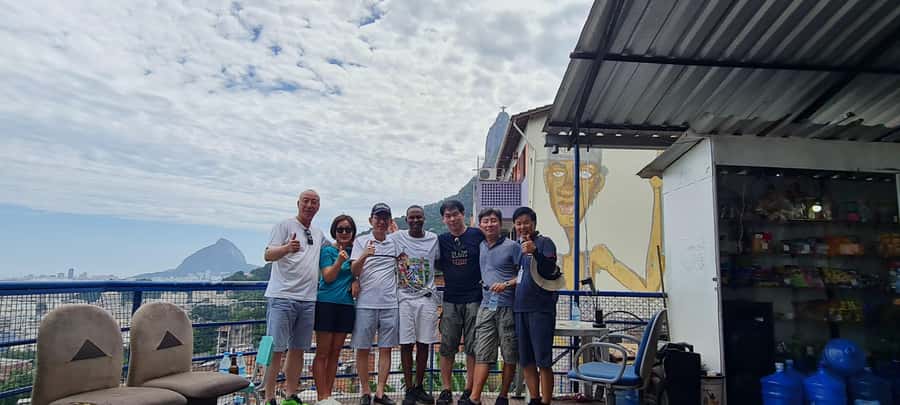 Rio de Janeiro: Favela Santa Marta Tour with Resident Guide - Starting in Santa Marta: orientation before the stairs