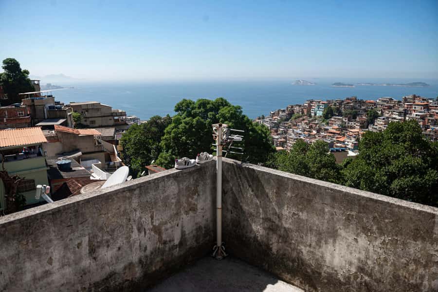 Rio de Janeiro: Favela Tour with Hotel Transfers - Who should book this experience?
