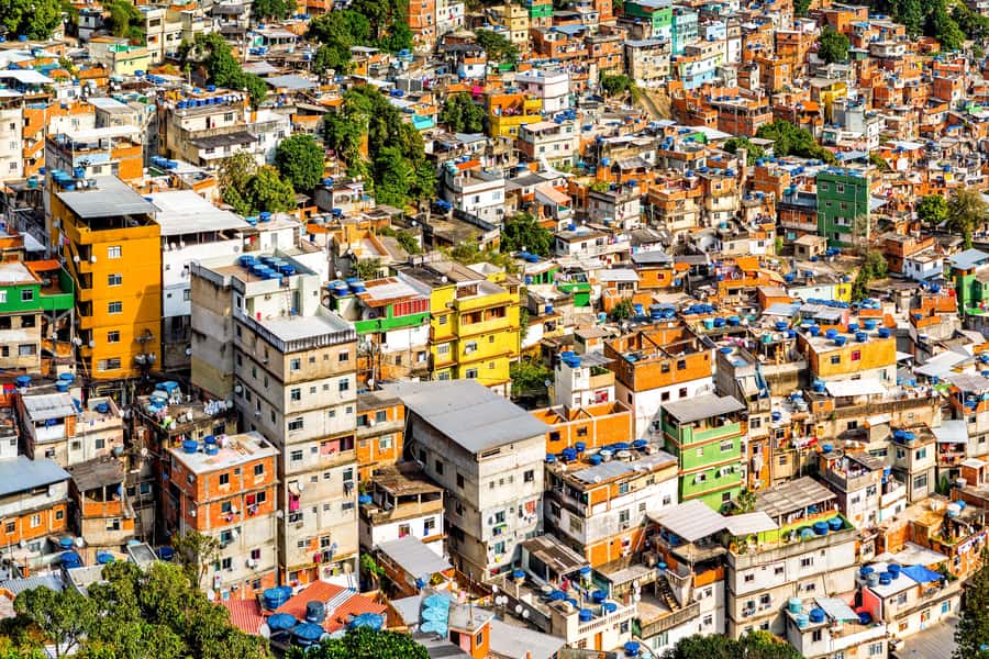 Rio De Janeiro: Half-Day Rocinha Favela Walking Tour - Walking into Rocinha’s narrow lanes