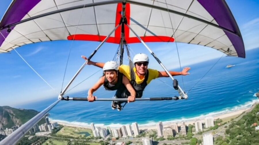 Rio de Janeiro: Hang Gliding Adventure - What happens when the weather changes