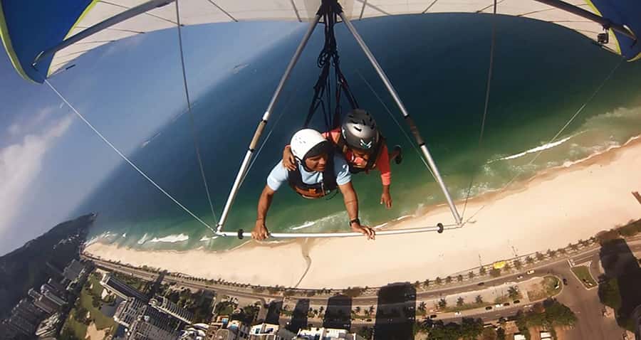 Rio de Janeiro: Hang Gliding or Paragliding Flight - Safety, pilots, and the small-group setup
