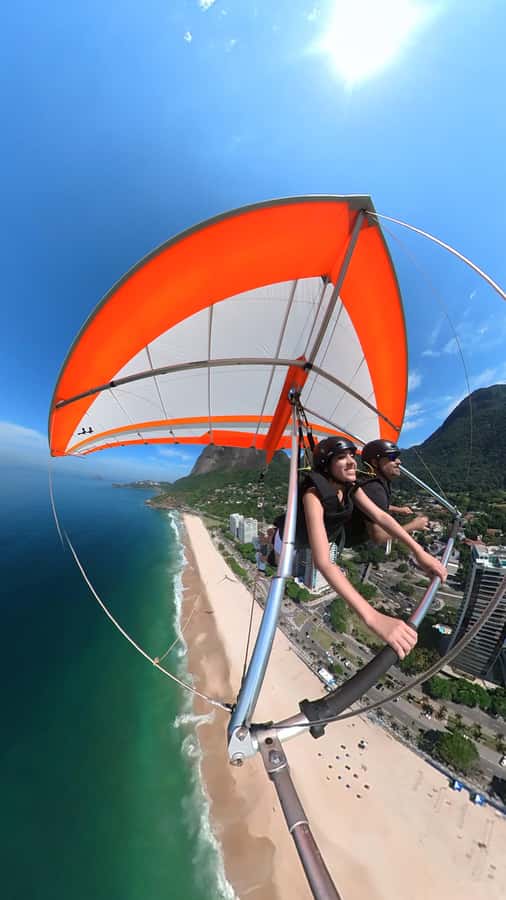 Rio de Janeiro: Hang Gliding or Paragliding Flights - Practical details that make the day easier
