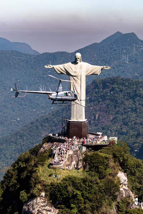 Rio de Janeiro: Helicopter Tour with an unforgettable view - Why a helicopter is a smart way to see Rio