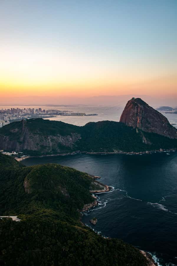 Rio de Janeiro: Helicopter Tour with an unforgettable view - Rodrigo de Freitas Lagoon and the city below