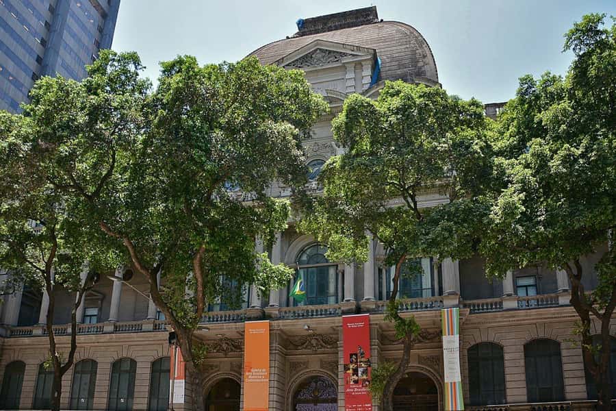 Rio de Janeiro: Historic Rio and Santa Teresa Half-Day Tour - The climb into Santa Teresa