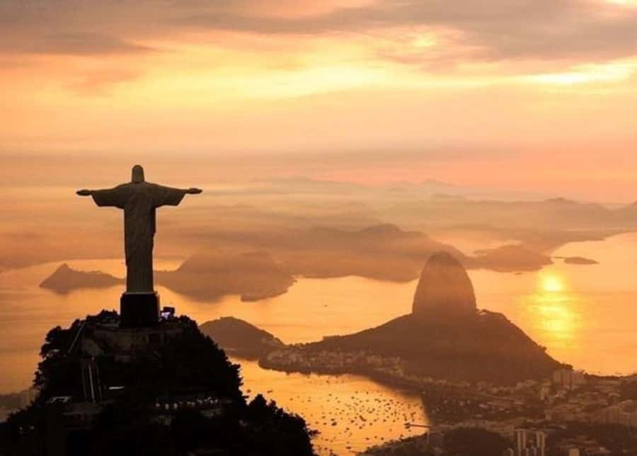 Rio de Janeiro: Jeep Tour Christ the Redeemer + Sugar Loaf - The open Jeep experience