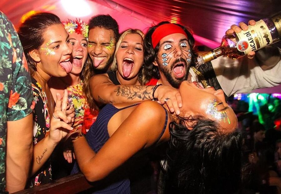 Rio de Janeiro: Late Night Boat Party with DJ and Dancing - Seeing Sugarloaf, Christ the Redeemer, and Rio’s beaches from the water