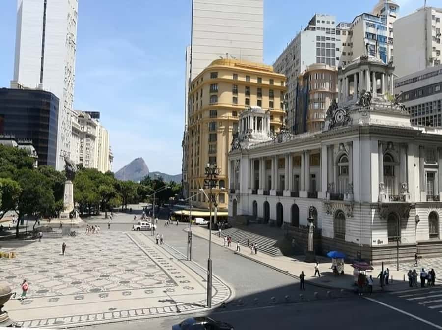 Rio de Janeiro : Must-See Sites Walking Tour With A Guide - Candelária Church and Rio’s religious side