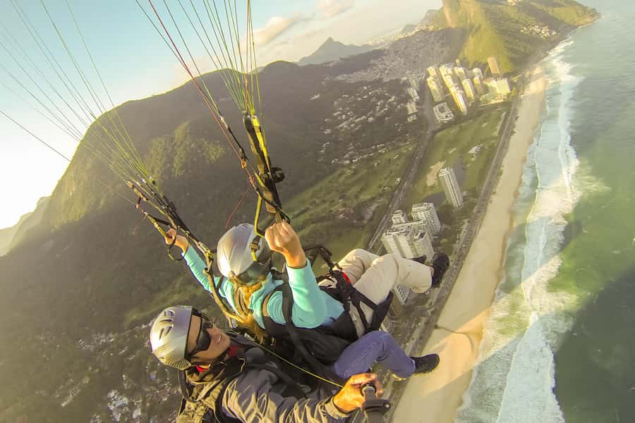 Rio de Janeiro: Paragliding Tandem Flight - Running off Pedra Bonita