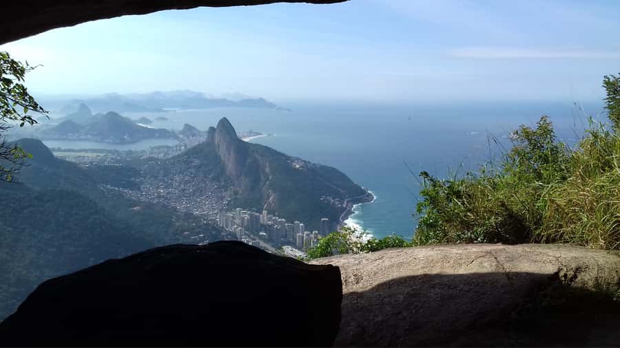 Rio de Janeiro: Pedra da Gavea Adventure Hike - Descending by rappel