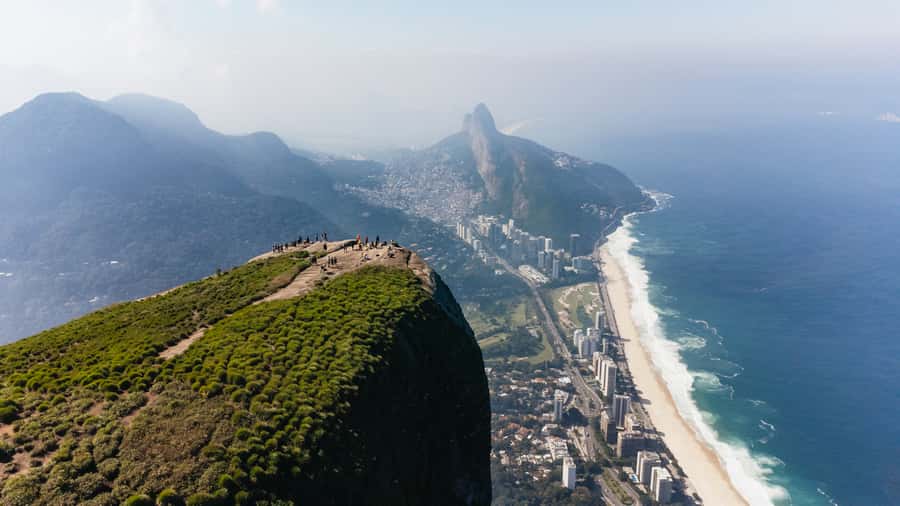 Rio de Janeiro: Pedra da Gávea Guided Hike Tour - Why Pedra da Gávea feels different from a normal Rio hike