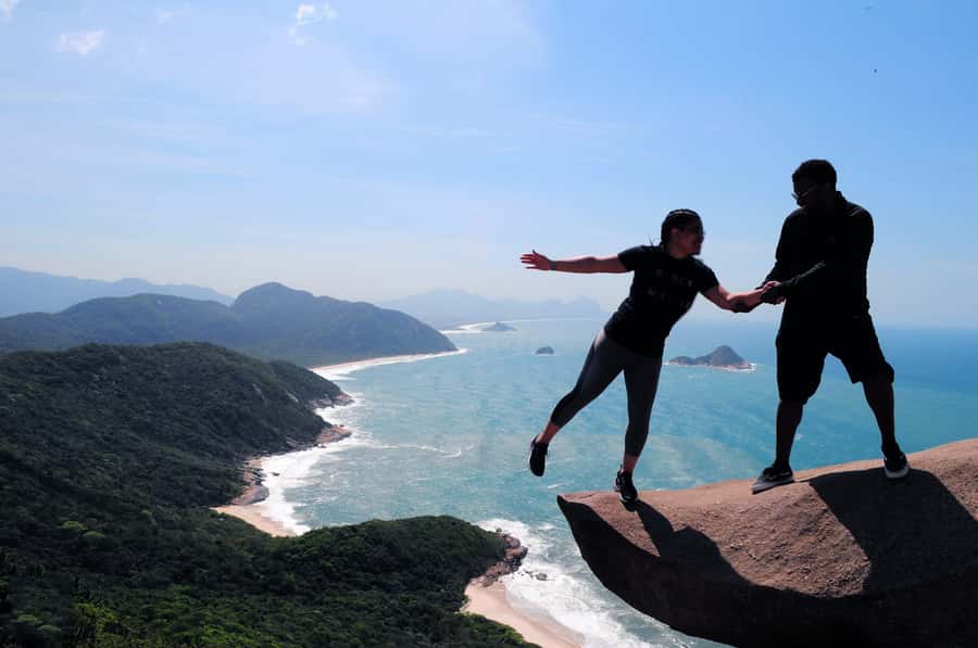 Rio de Janeiro: Pedra do Telegrafo Hike & Grumari Beach Tour - The drive to Barra de Guaratiba