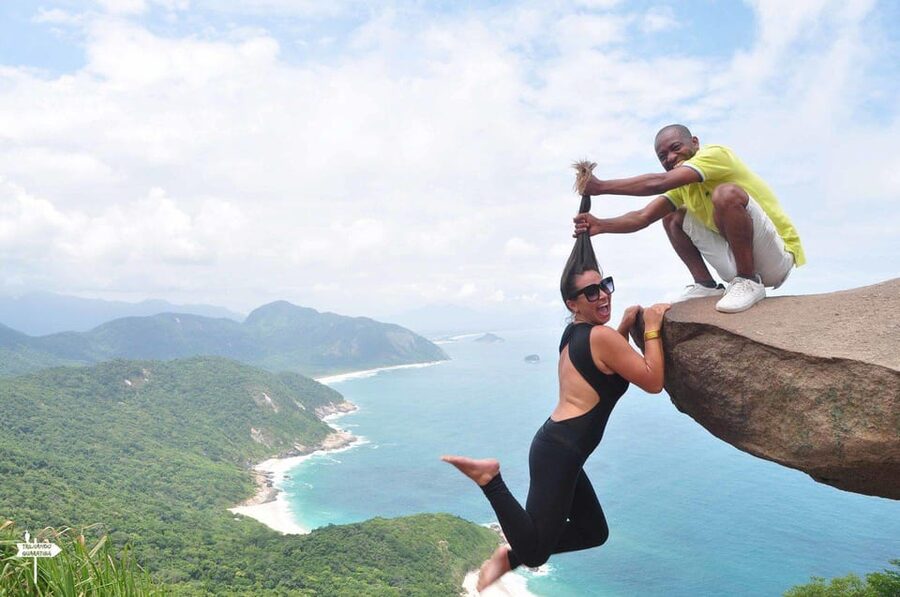 Rio de Janeiro: Pedra do Telégrafo Trail Hike and Ocean View - Languages, pace, and physical demands