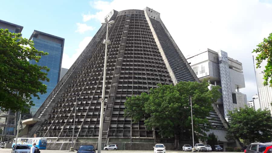 Rio de Janeiro: Private Day Tour with lunch - Lapa, the cathedral, and Selarón Steps