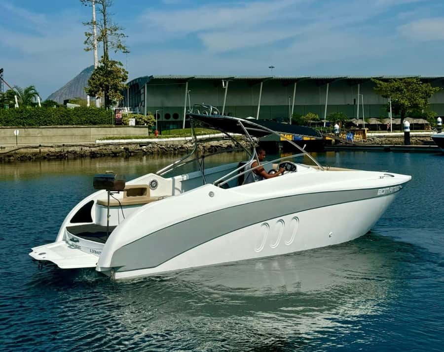 Rio de Janeiro: Private Speedboat Trip - Leaving from Marina da Glória